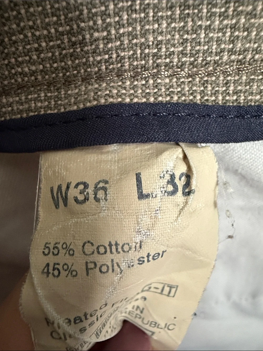 Dockers Men's Pleated Dress Pants in Taupe